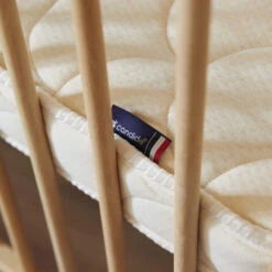 Candide Matelas Bébé En Coco Et Latex CONFORT -Magasin De Literie matelas candide organic coco zoom ambiance